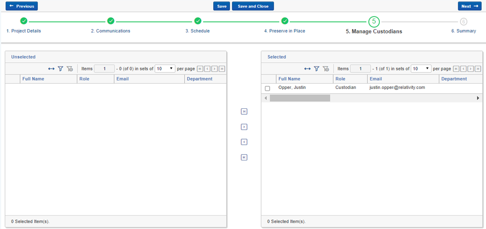The Manage Custodians step in the Legal Hold wizard.